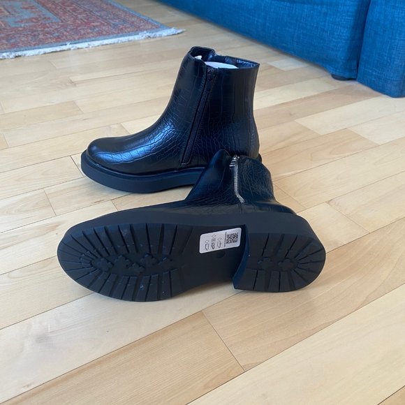 Topshop Kai boots, US 9.5 (never worn) - Picture 2 of 2